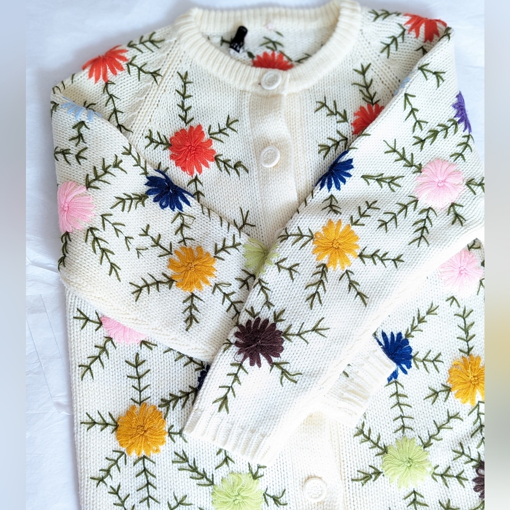 Vintage cream white knit sweater floral embroidery button down cardigan large